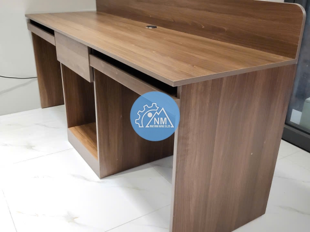 Bàn Làm Việc Để Máy Tính